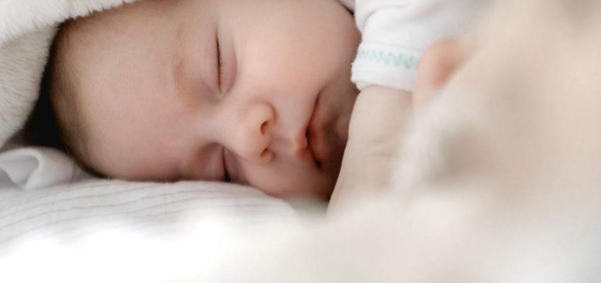 consigli-per-addormentare-un-neonato